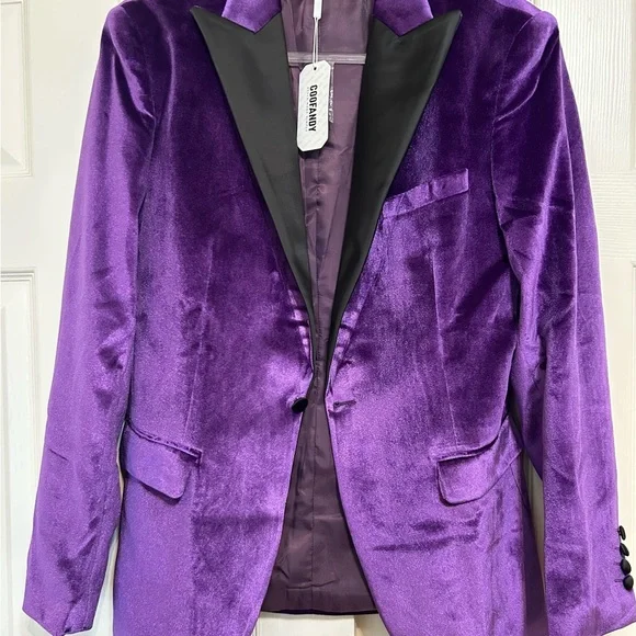 Men’s Coofandy Elegant Purple Velvet Blazer - Picture 9 of 9